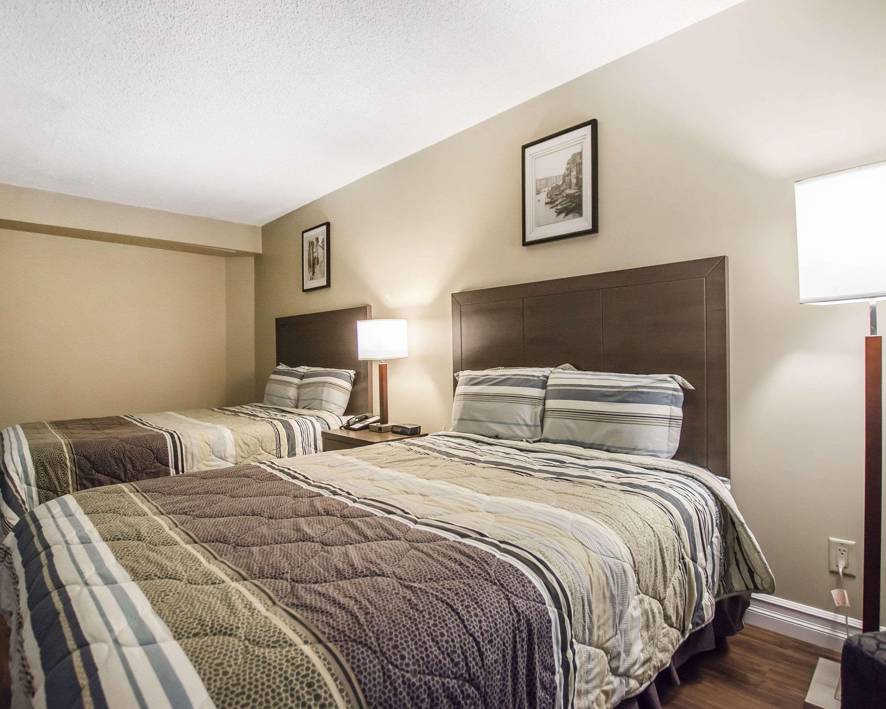 Econo Lodge Miramichi Luaran gambar