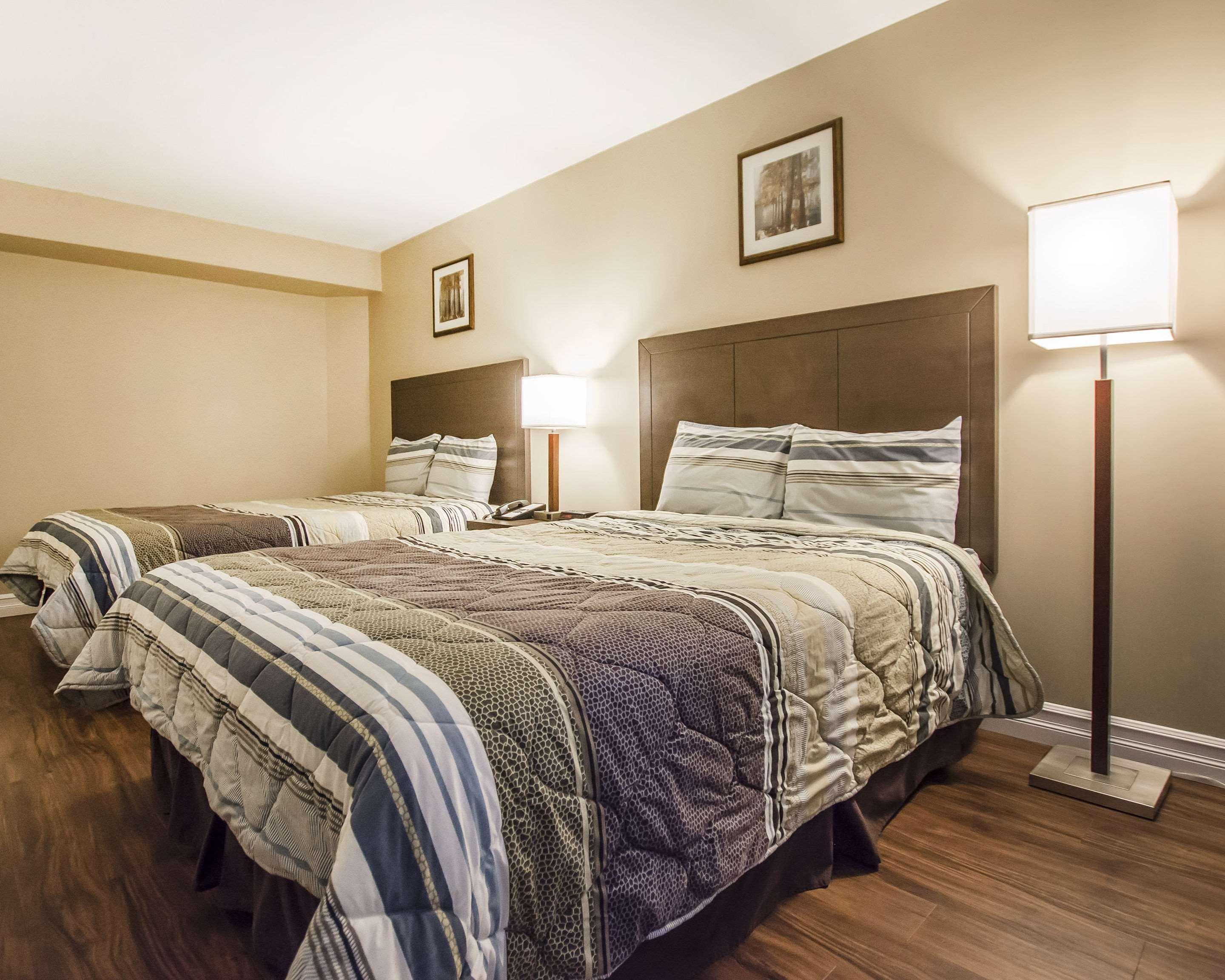 Econo Lodge Miramichi Luaran gambar