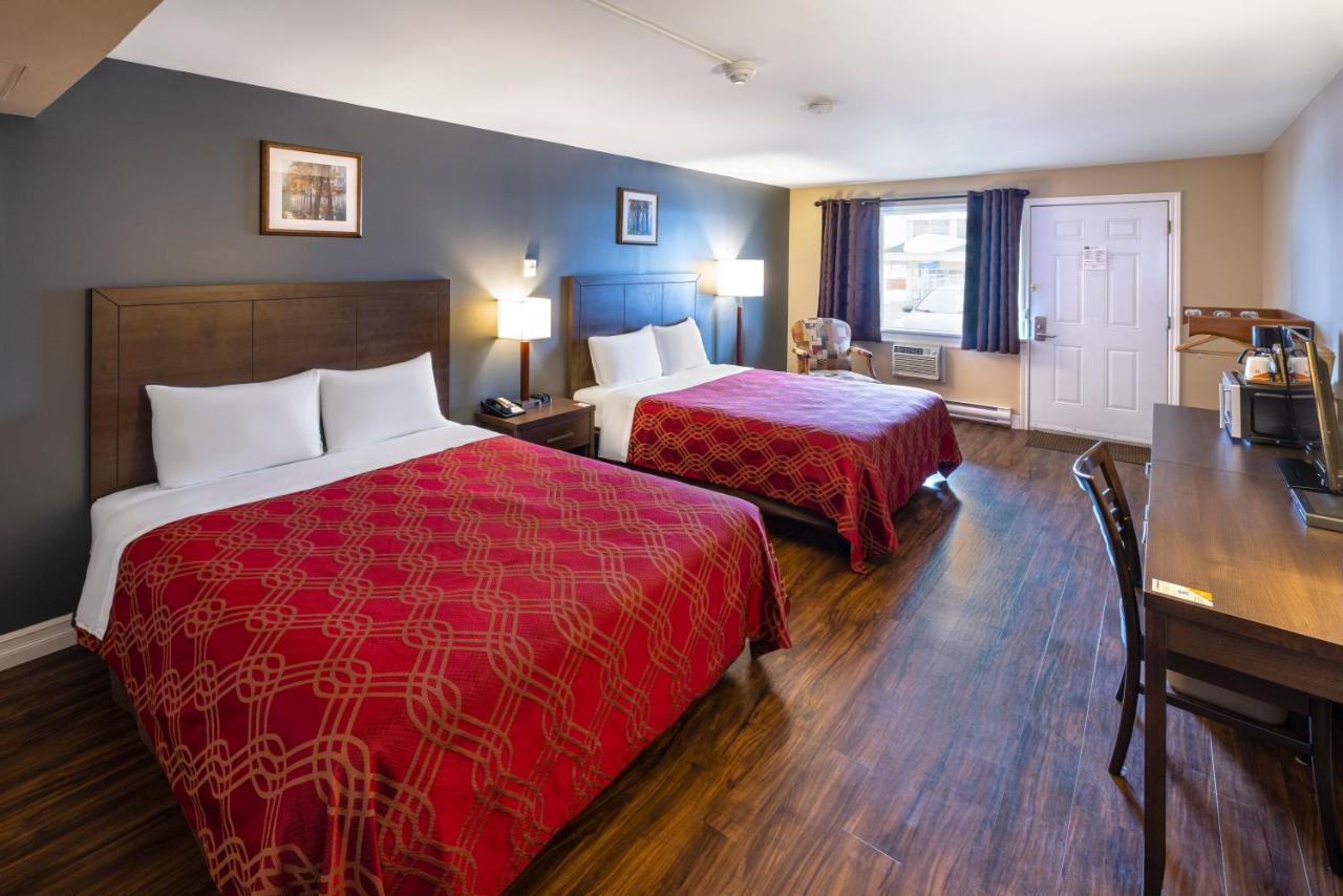 Econo Lodge Miramichi Luaran gambar