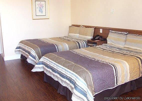 Econo Lodge Miramichi Luaran gambar